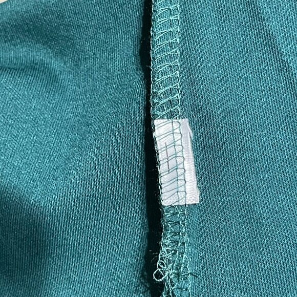 Quacker Factory Forest Green 3/4 Sleeve Top Rhinestones V-Neck S Polyester Blend - Picture 5 of 6